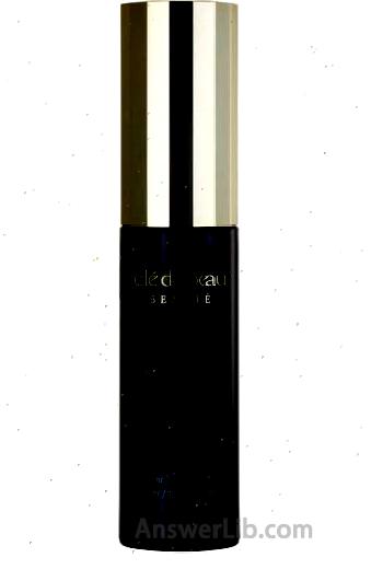 Cle DE PEAU Beaute Radiant Fluid Foundation