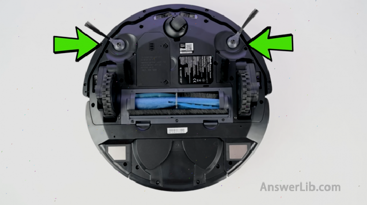 Shark's bilateral brush design technology