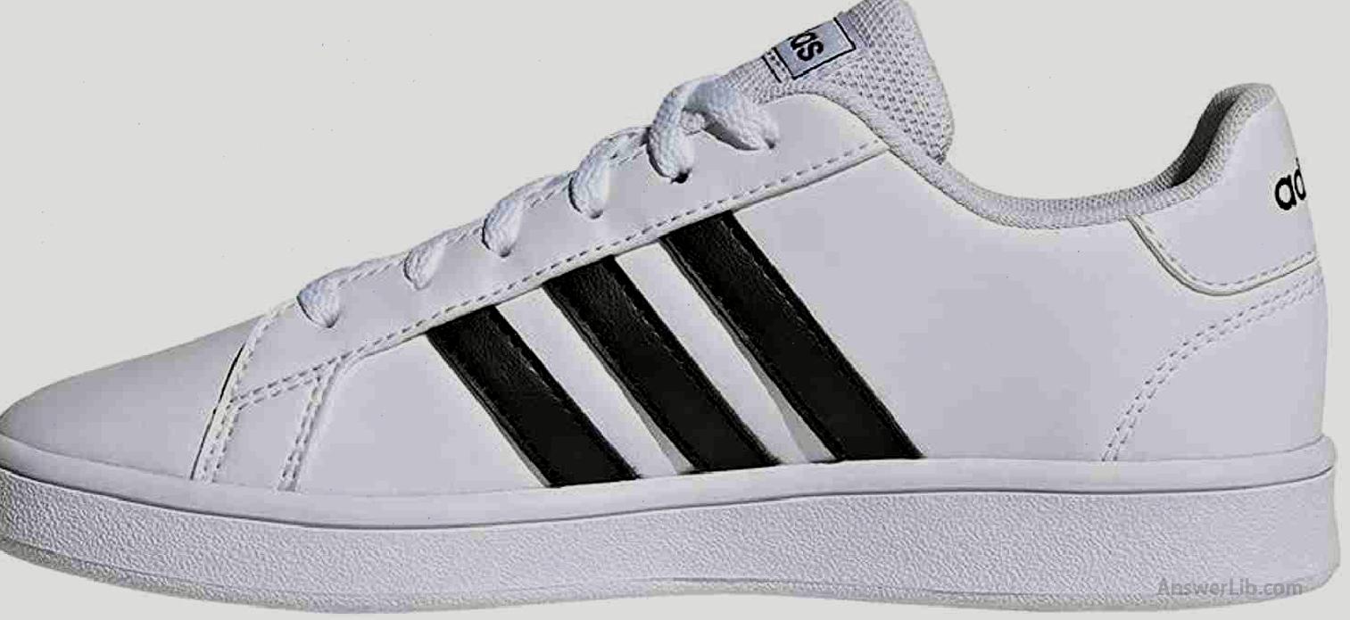 Photo Best Popular Children's Tennis Shoes: Adidas University