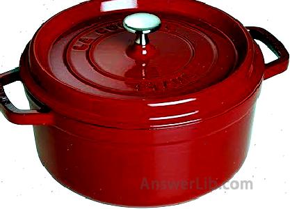 STAUB Cast Iron Dutch Oven 4 qt Round Cocotte