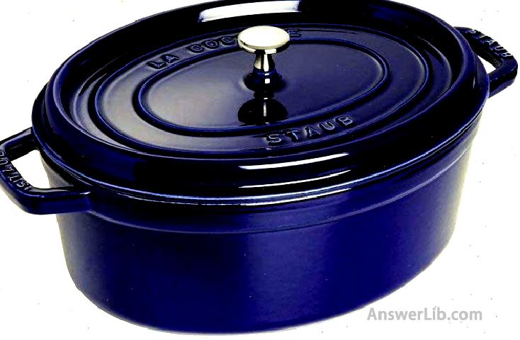 Staub oval cocotte over, 7 Quart cast iron pot