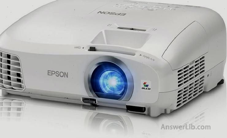 Best noise level projector: Epson Home Cinema 2040